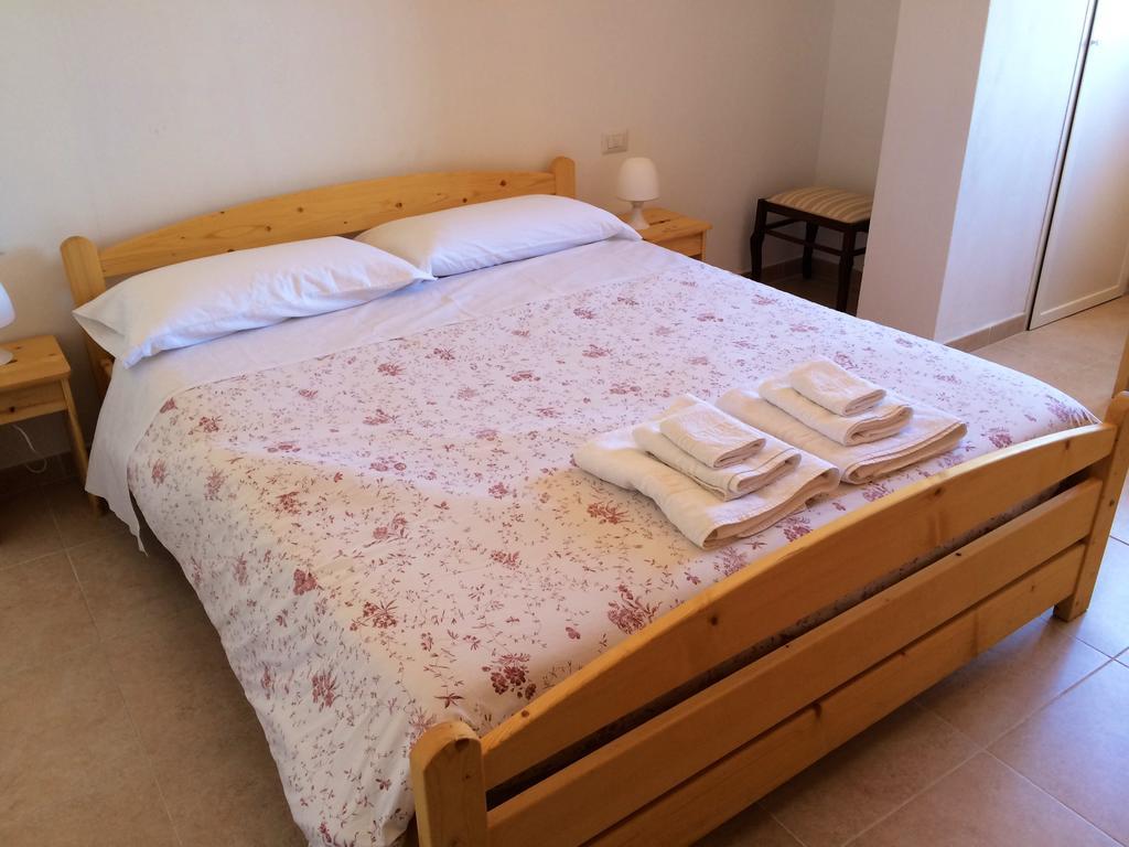 Marco Polo Casa Vacanze Полліна Номер фото