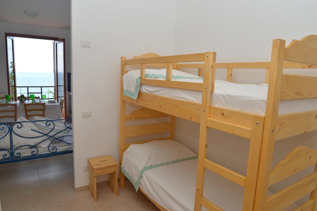Marco Polo Casa Vacanze Полліна Екстер'єр фото
