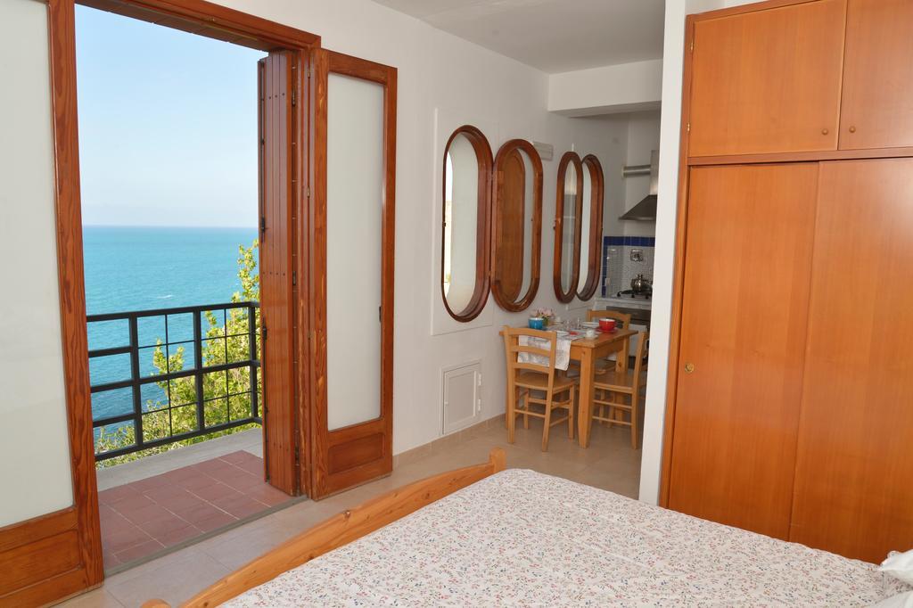Marco Polo Casa Vacanze Полліна Екстер'єр фото