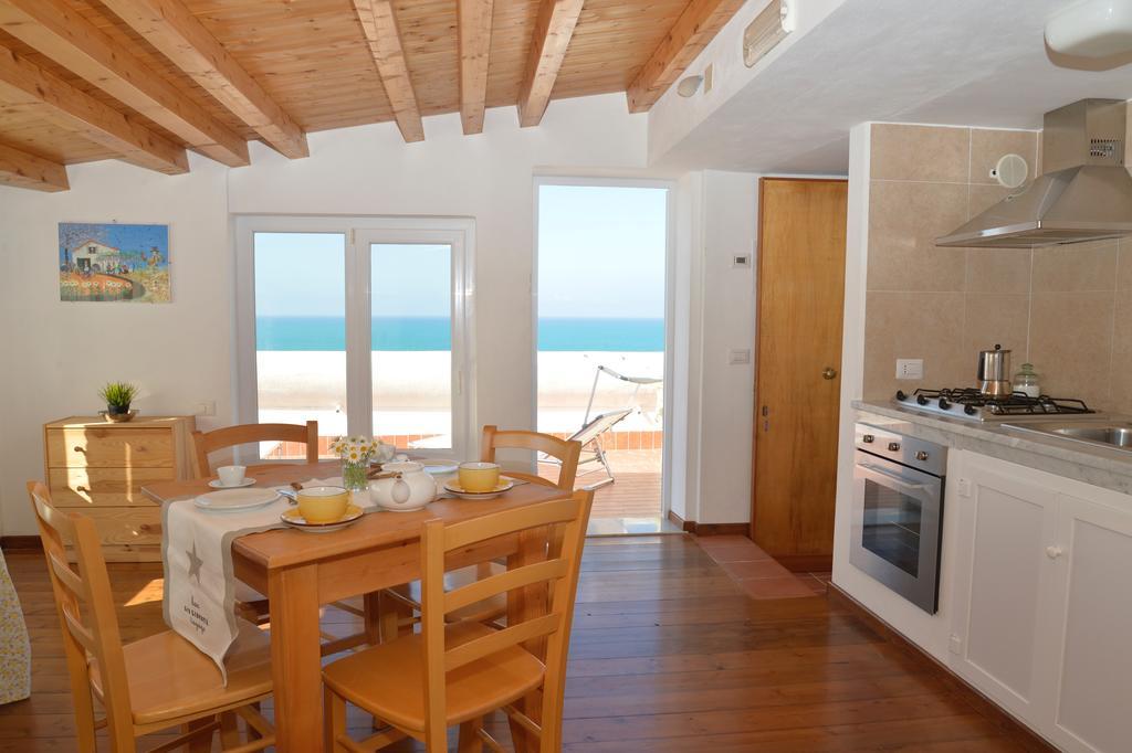 Marco Polo Casa Vacanze Полліна Екстер'єр фото