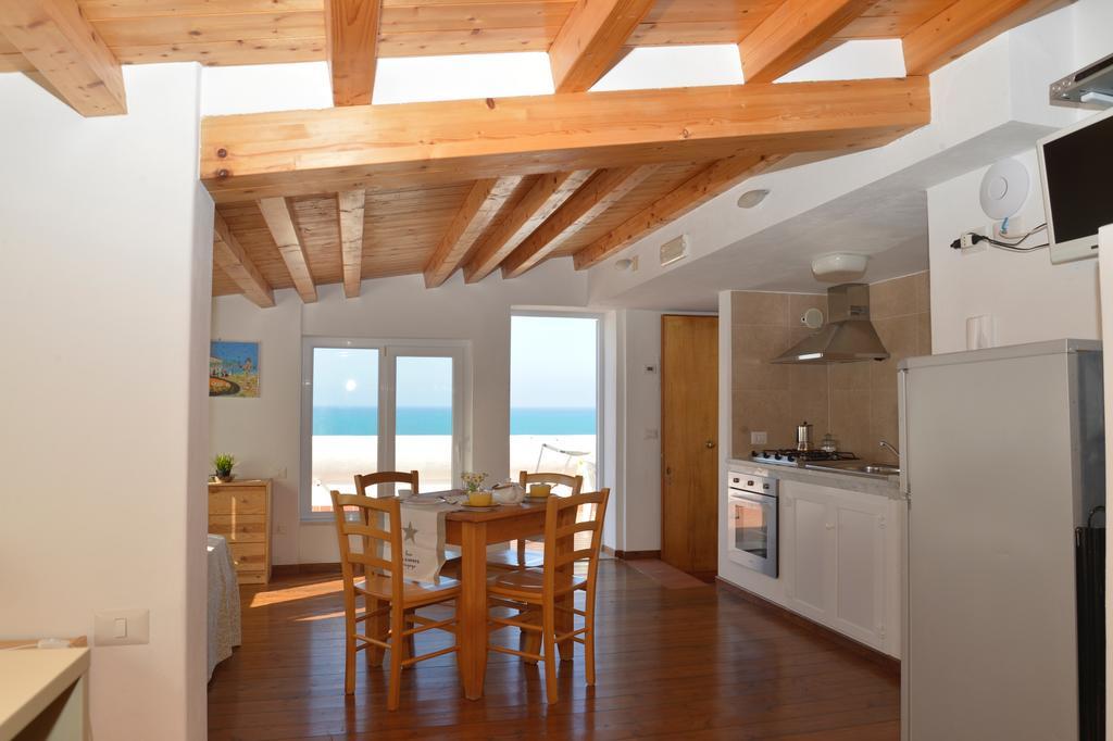 Marco Polo Casa Vacanze Полліна Екстер'єр фото